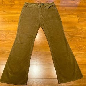 Eddie Bauer women’s corduroy pants - size 12, tan brown